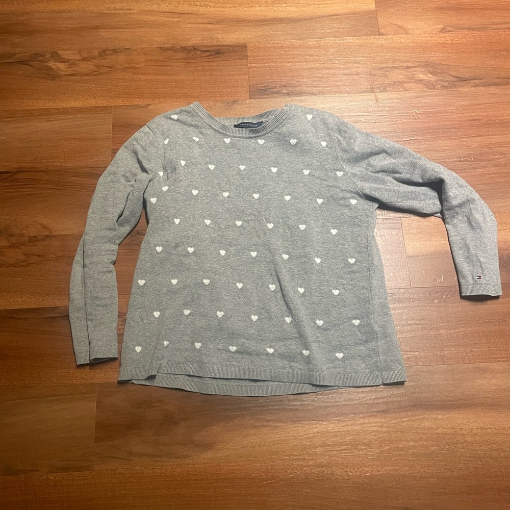 Tommy Hilfiger Women’s Heart Print Crewneck Sweater